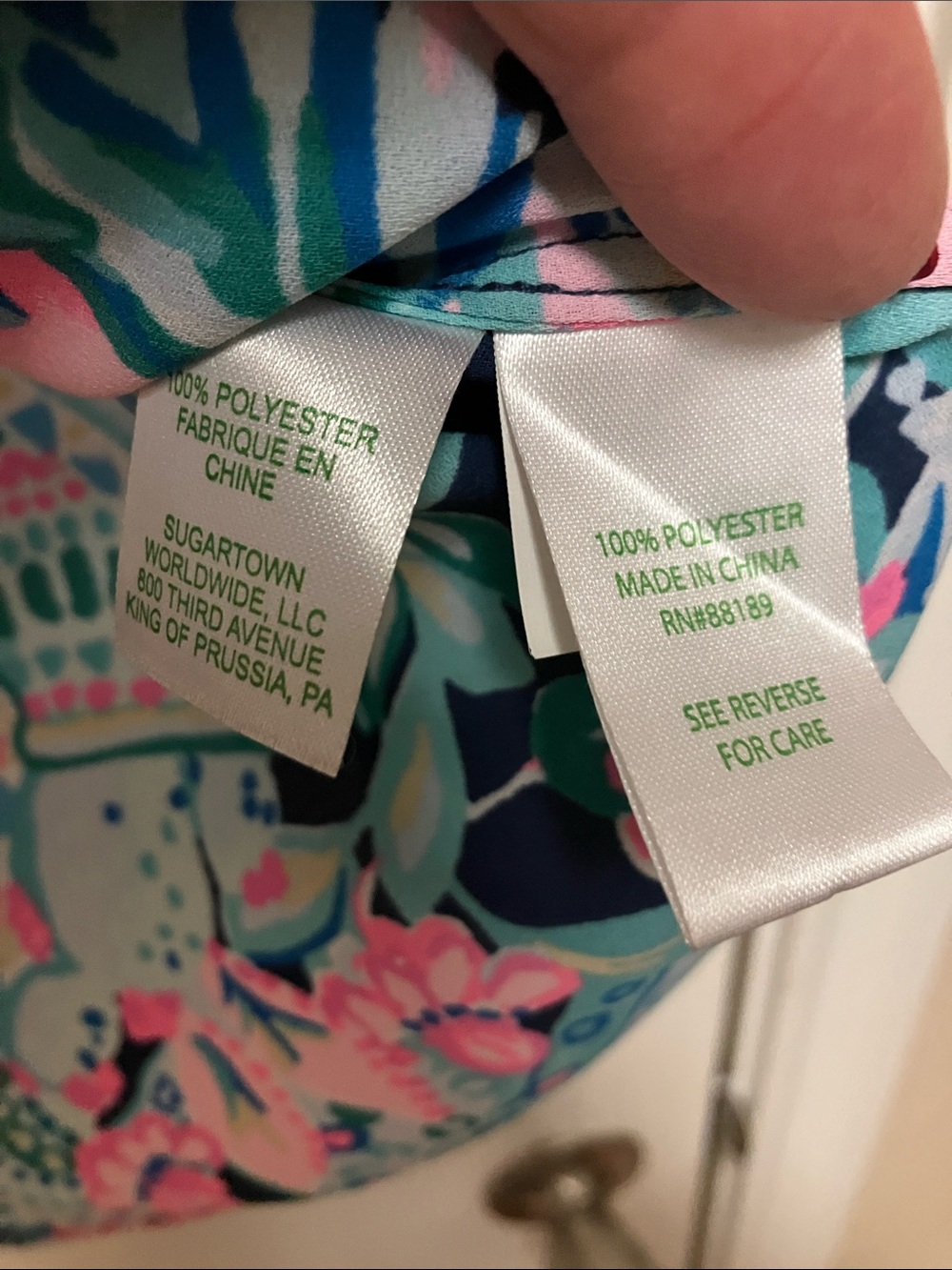 Lilly Pulitzer Talisa Ruffle Top in the "Looking Sharp" Print Size Medium - Picture 6 of 8